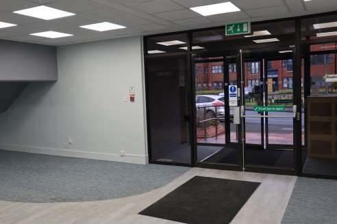 The property is a modern three storey office building originally constructed as a Head Office for Rowlinson Construction.

The common areas have recently gone under some new refurbishments, with a new carpet and laminate areas. The toilets have been...