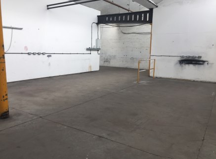 The premises comprise a substantial former mill complex sub divided to create a combination of industrial and office suites. The available units are accessed via a loading corridor with the accommodation being suitable for a variety of uses to includ...