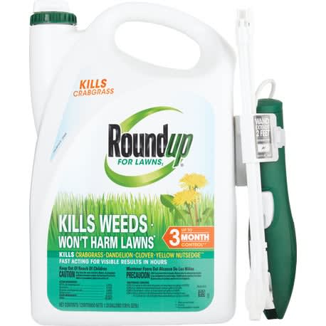 Roundup Spray with Extended Wand for Northern Lawns, 1.33 gal.