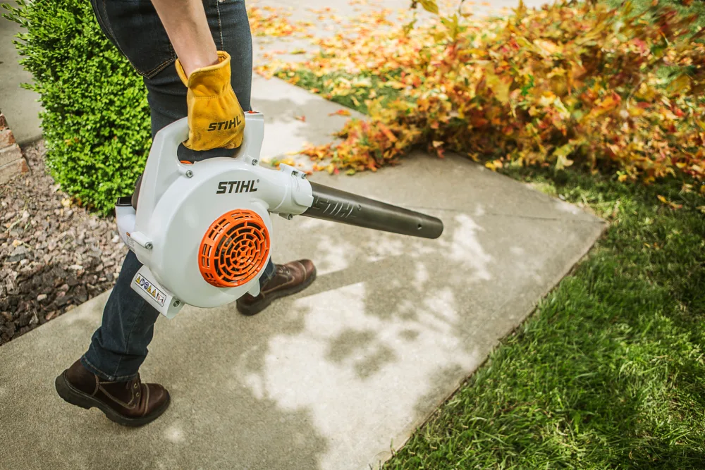STIHL BG 50 Lightweight Gas Powered Handheld Blower | Hartville