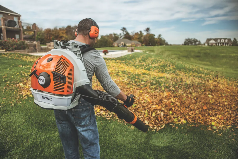 STIHL BR 700 Backpack Blower | Hartville Hardware