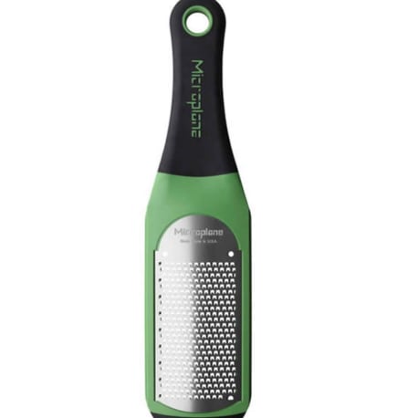 Microplane Green Artisan Fine Cheese Grater