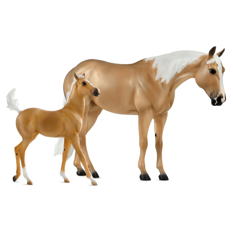 Breyer Ebony Shines and Charlize Quarter Horse Set