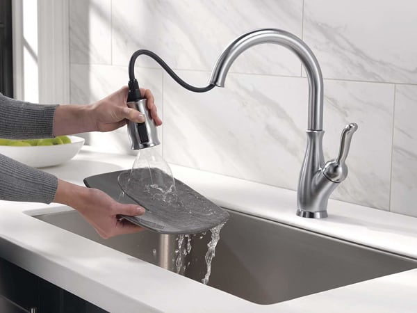 Delta| Kitchen, Bath & Tub Faucets | Hartville Hardware