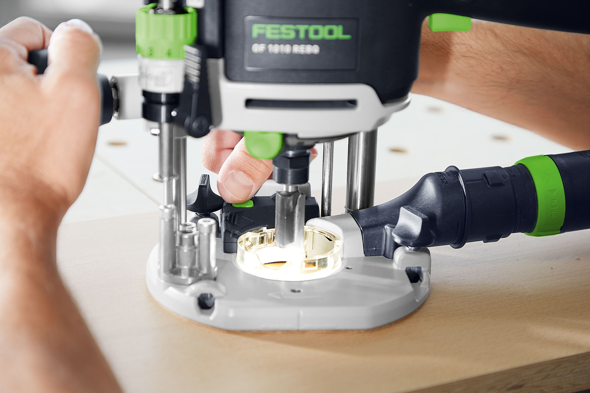 Adjustable in two stages