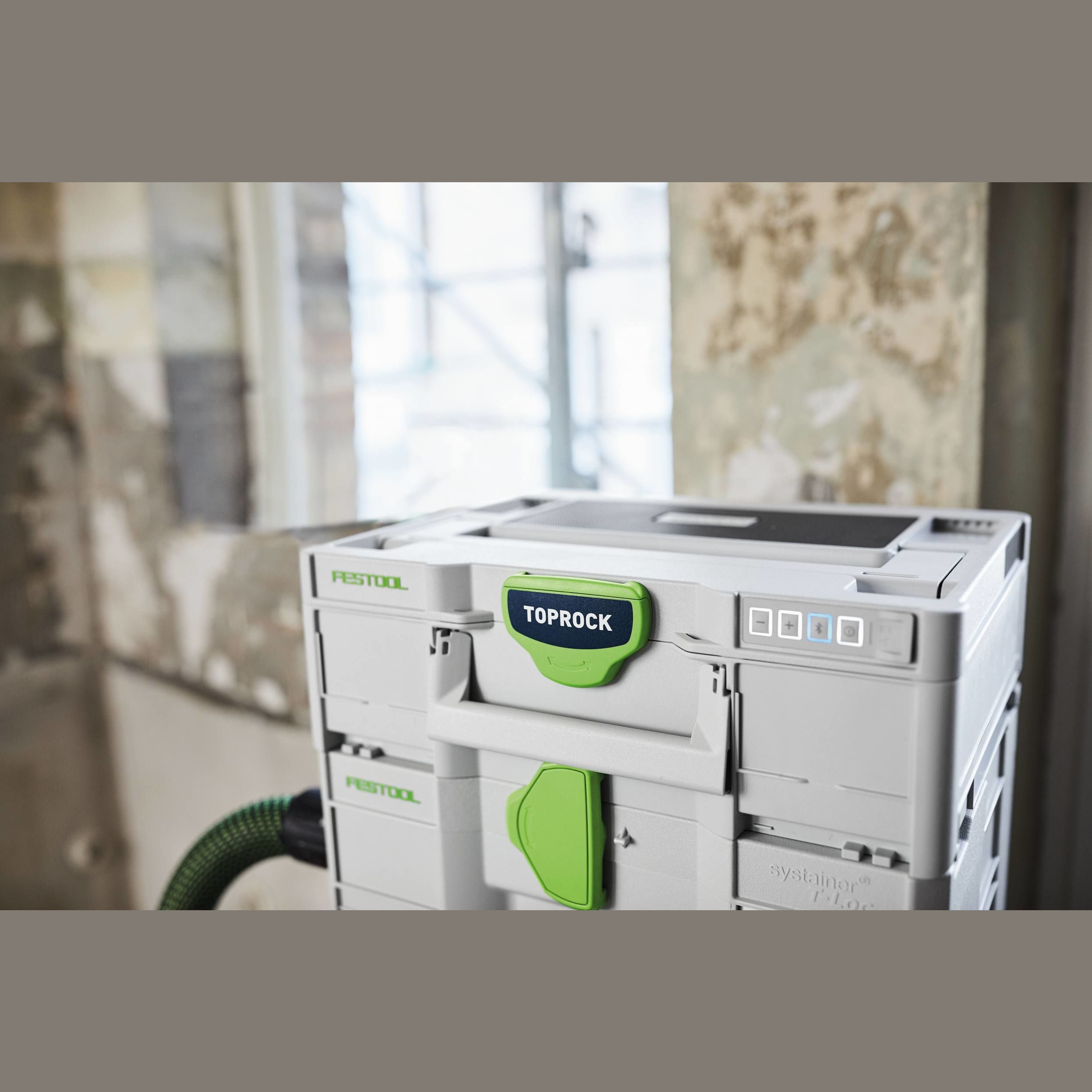 Integrated battery