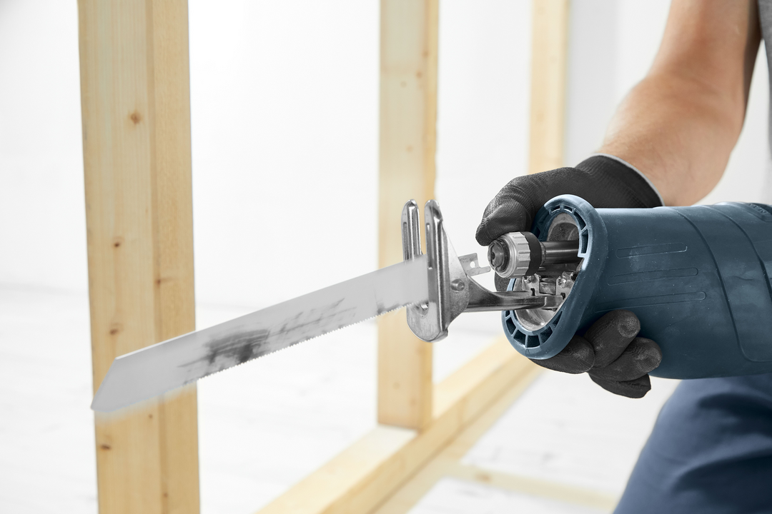 Reduce blade contact
