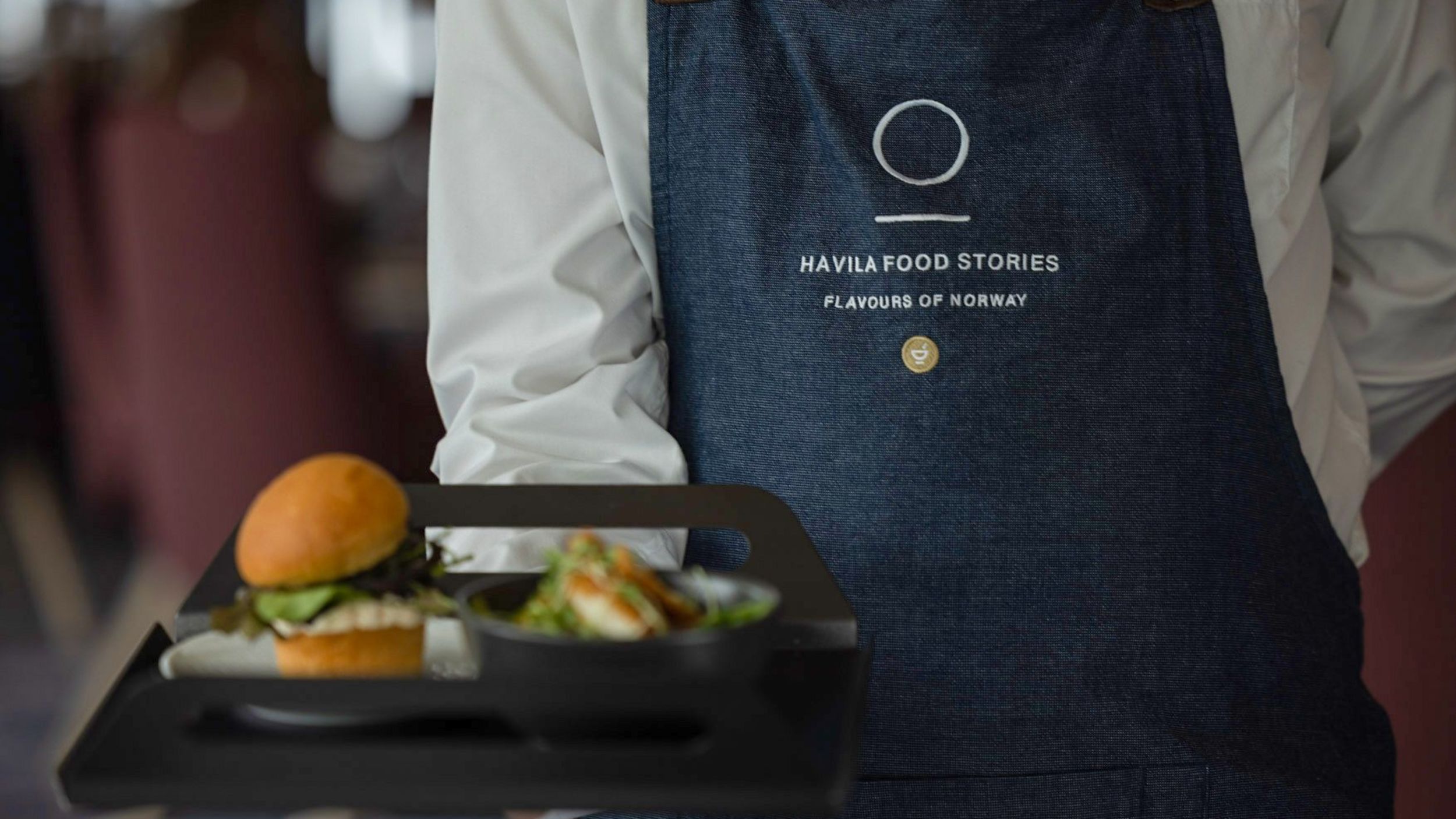 havila food stories waiter