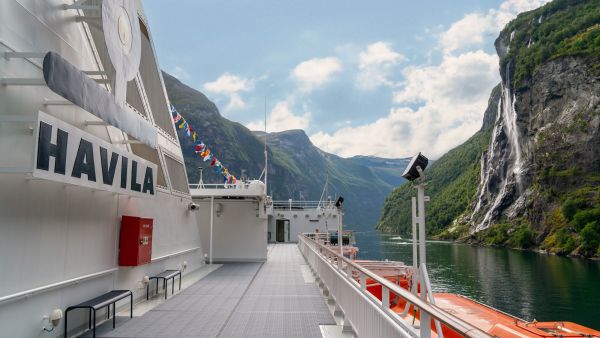 Geiranger sailing