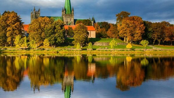 Nidarosdomen. Nidaros Cathedral.