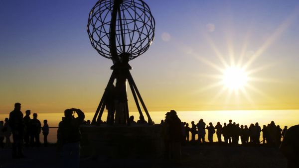 Midnight sun at the North Cape, Photo: Karl Thomas, visitnorway.com