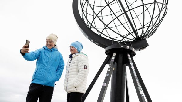 Havila kids on North Cape. Photo Marius Beck Dahle