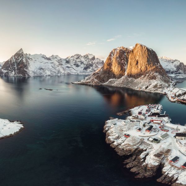 lofoten_winter_adobe stock