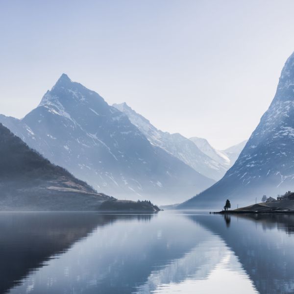 Slogen in Hjørundfjorden. The norwegian Queens favourite mountain. Photo: Håvard Myklebust, fjellfotografen.net, fjordnorway.no