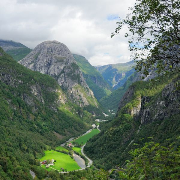 havila land program norway in a nutshell nærøydalen valley stalheim 