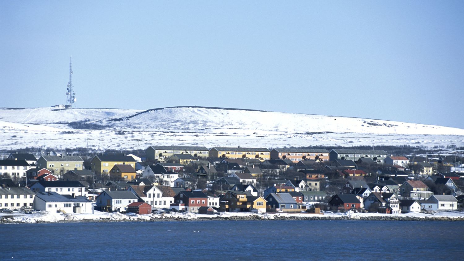 Vadsø in the winter, Photo: Terje Rakke, Nordic Life, nordnorge.com