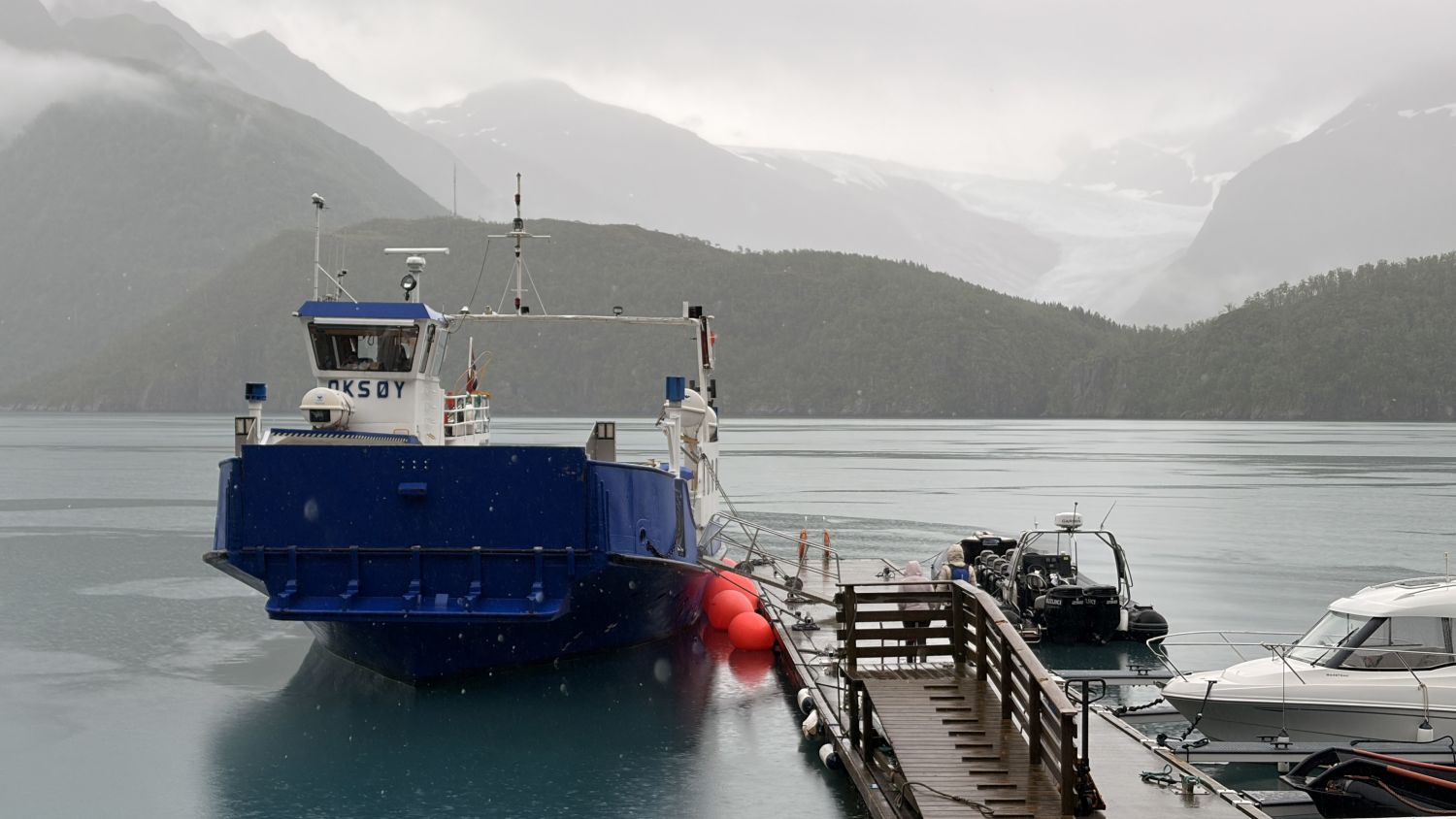 MS oksoy in front of svartisen glacier
