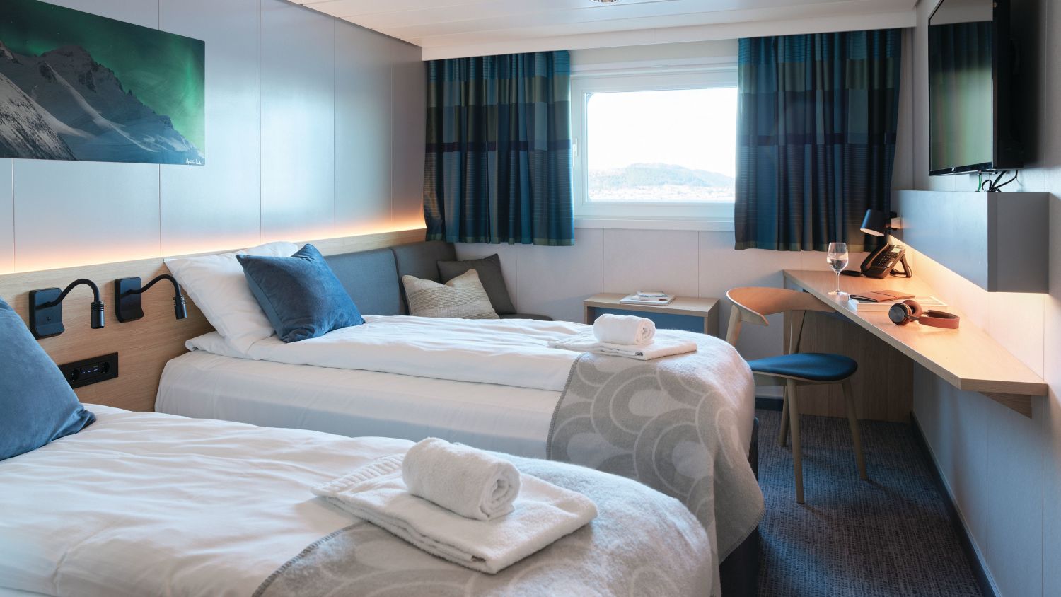 Seaview Superior Twin