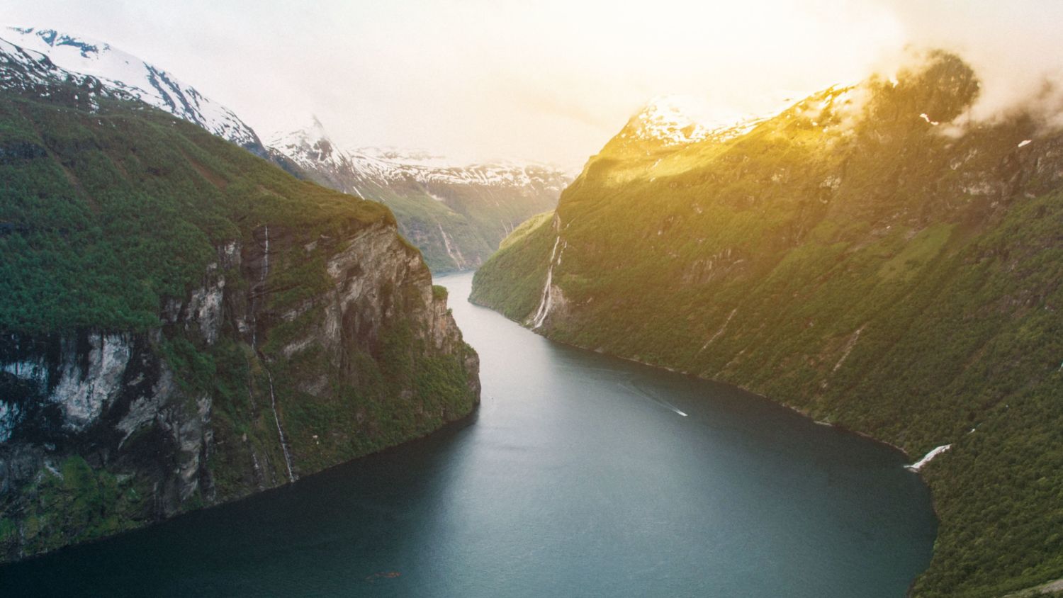 geiranger-krisjanis-mezulis-unsplash-rev-1