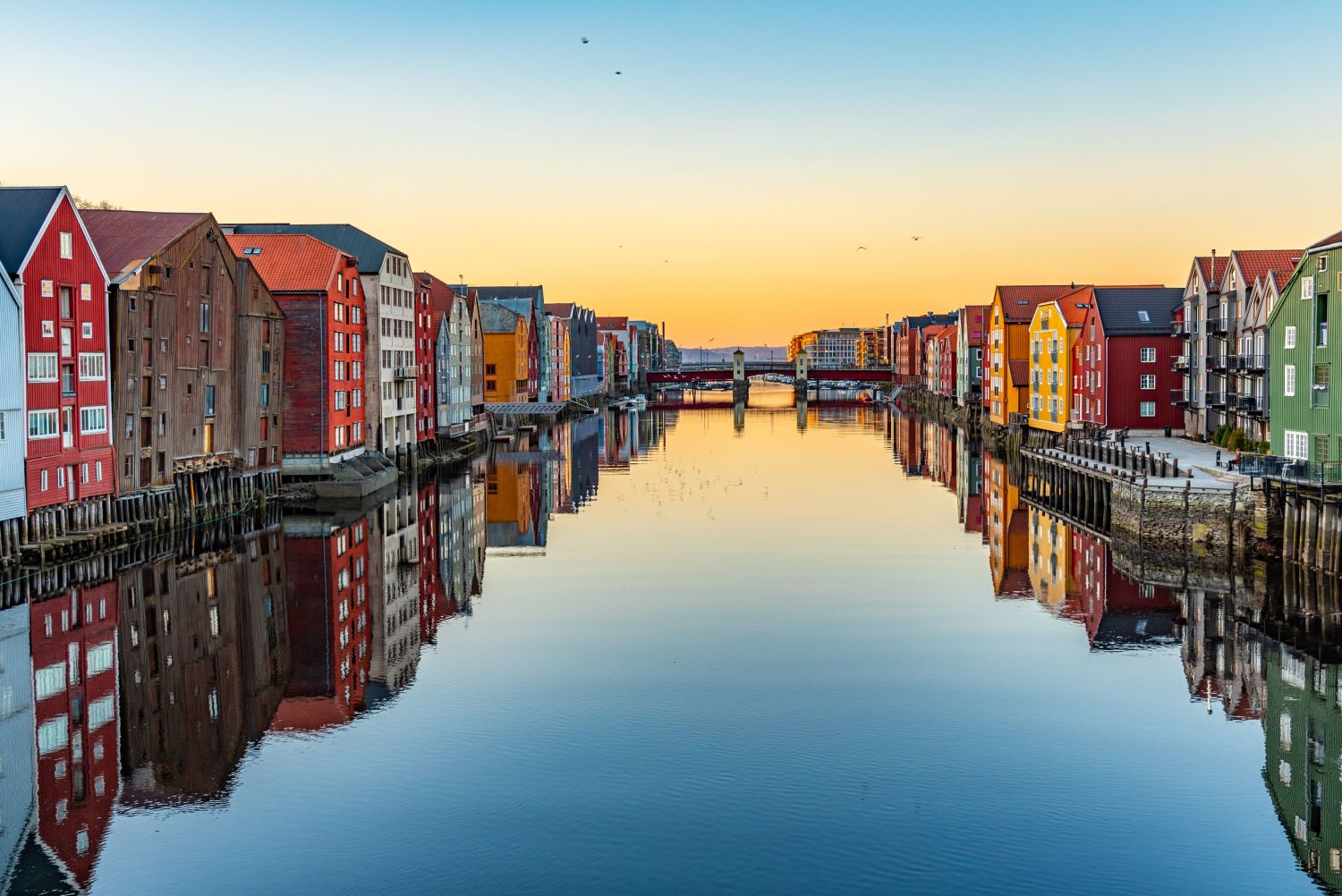 River in Trondheim with colorful houses