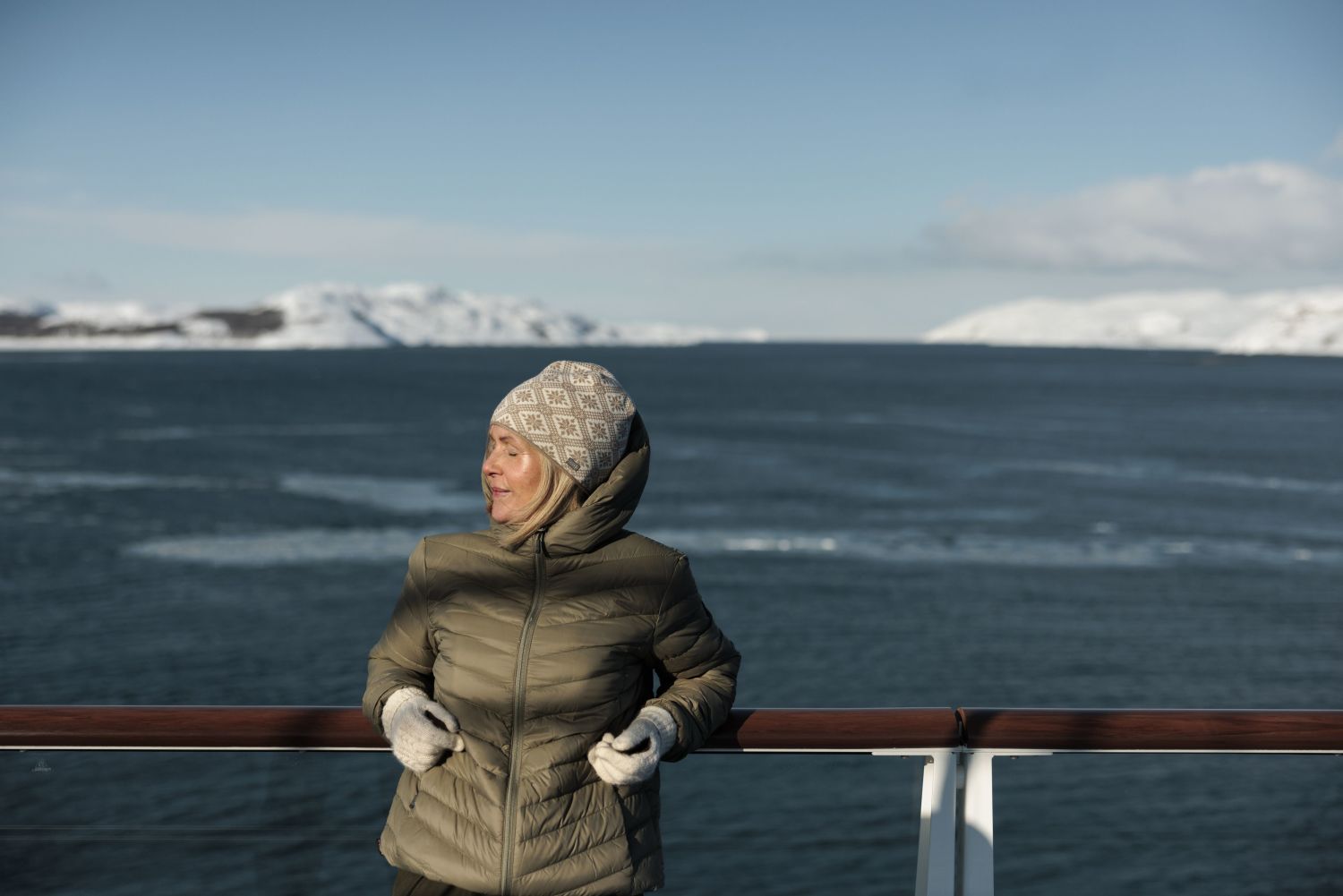 solo traveler on outside deck