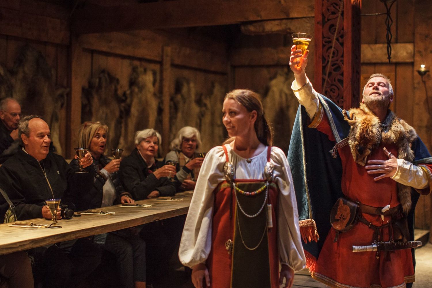 Vikingar i Lofotr vikingmuseum