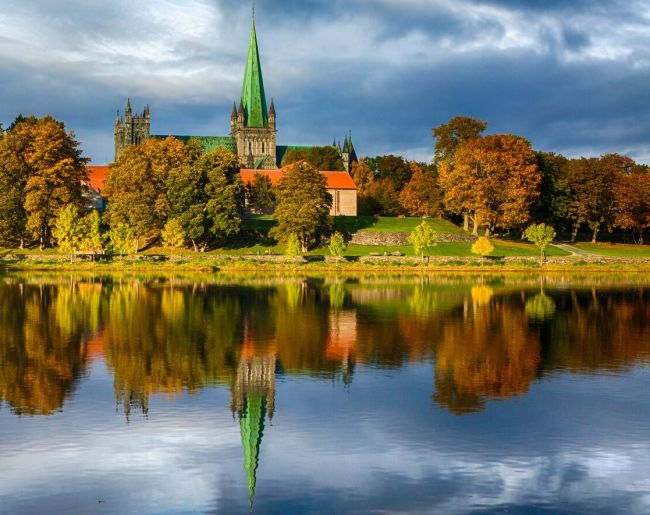 Nidarosdomen. Nidaros Cathedral.