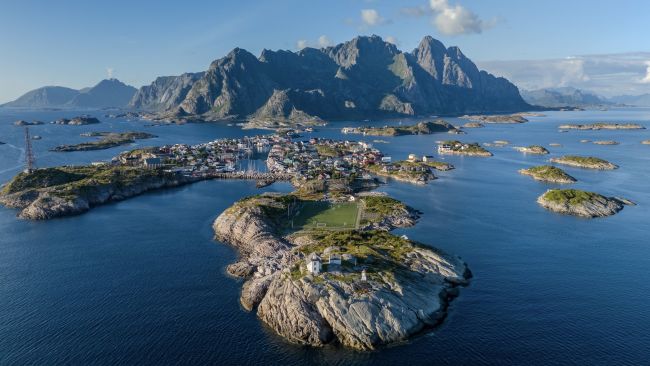 havila voyages henningsvær Norway Lofoten excursion STUN3