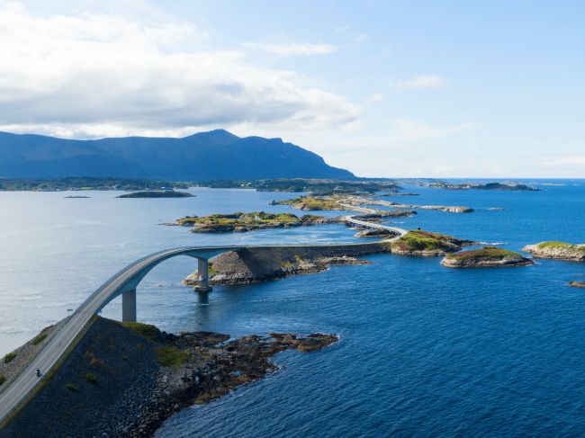 atlantic ocean road