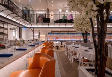 Mademoiselle Raw Bar + Grill, Canada