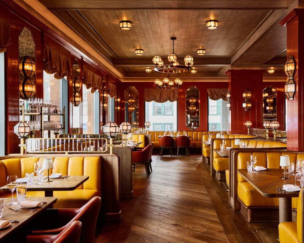 Blog | NA | Is Wood Flooring Good For Restaurants and Bars