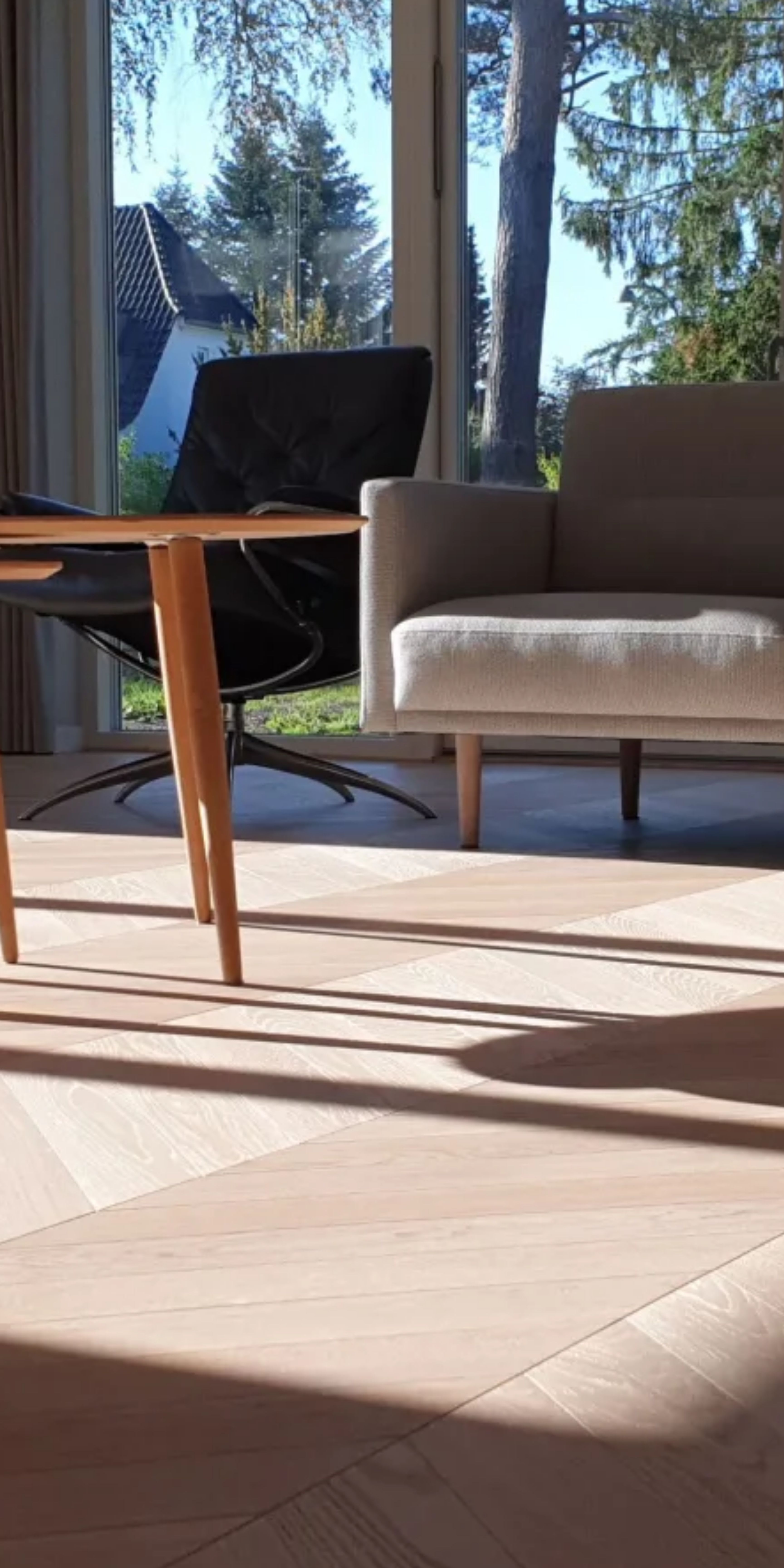 Wide Chevron flooring