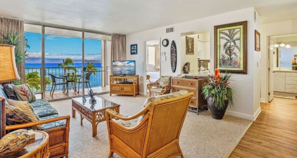 Royal Kahana 714