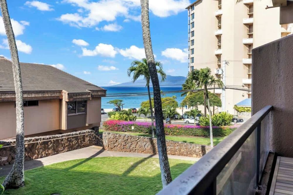 Kahana Villa F208 