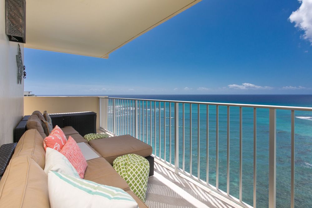 1401 Diamond Head Beach Hotel