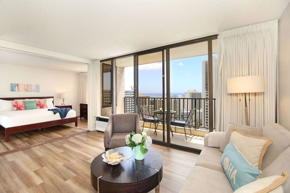 Waikiki Banyan #2608-T2