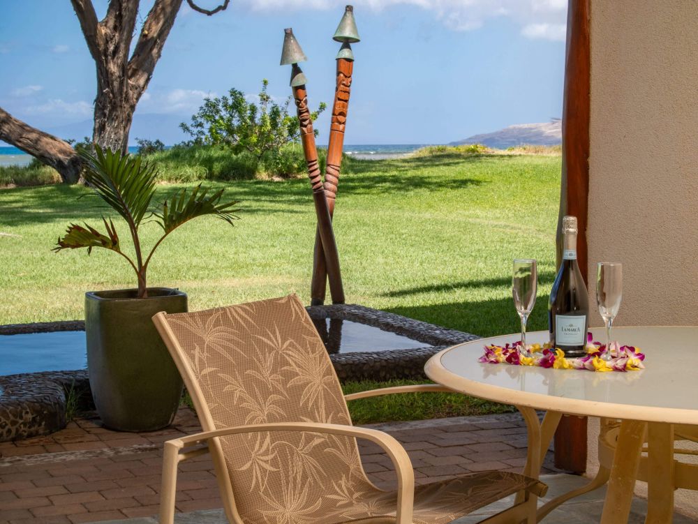 Aloha AKU Bamboo Suite