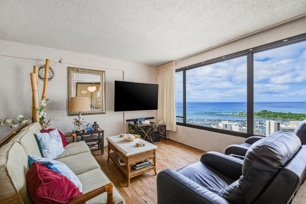 Discovery Bay #3019 Resolution Tower