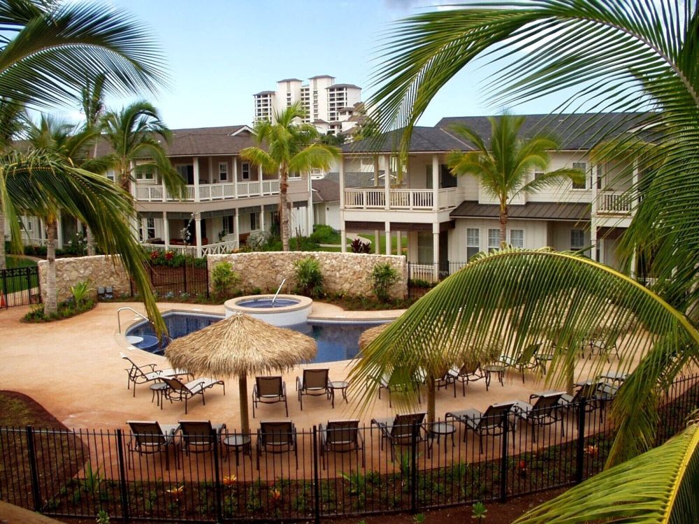 Ko Olina Coconut Plantation