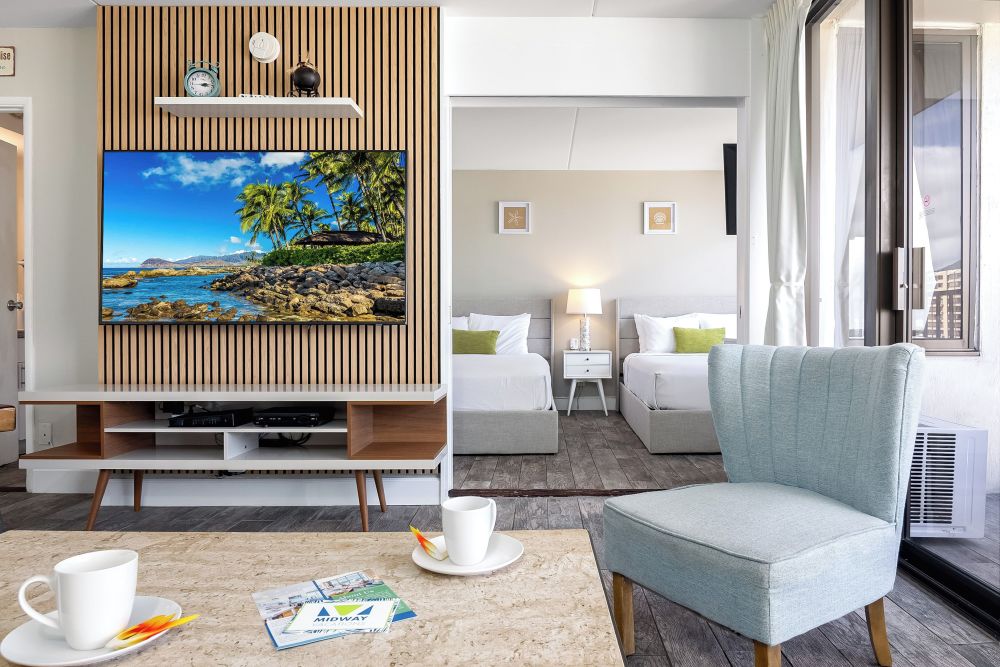 Waikiki Banyan 1804 T1