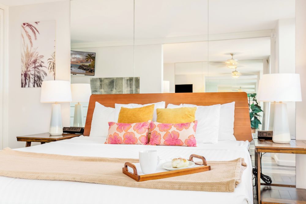 Ilikai Marina Ocean 1 BDR on the 3rd floor