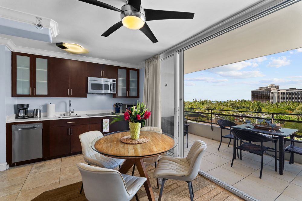 Regency on Beachwalk #86