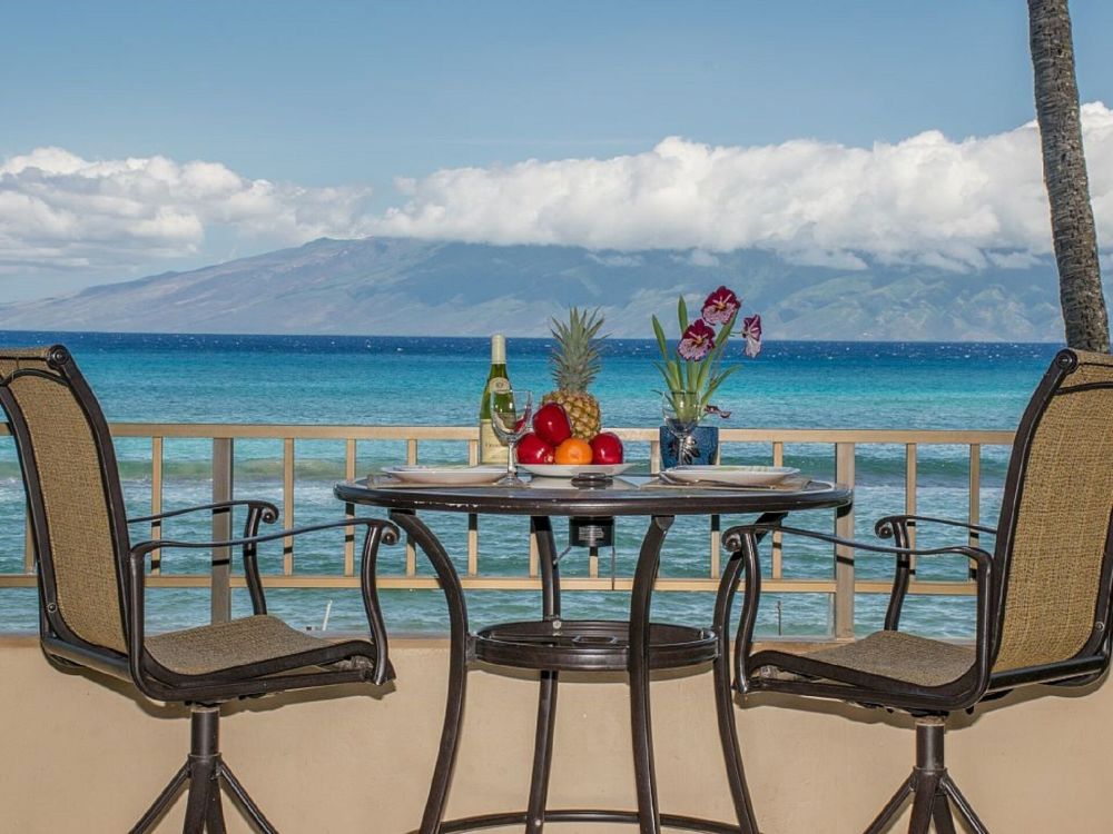 Aston Paki Maui #102