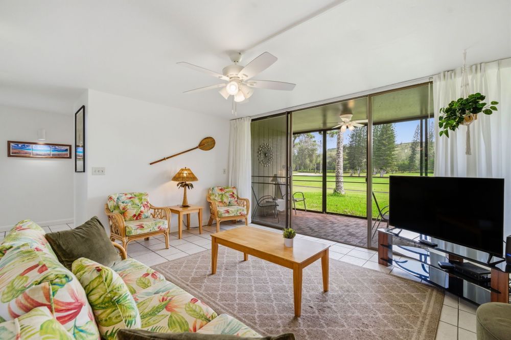 Hale Niu - Coconut House