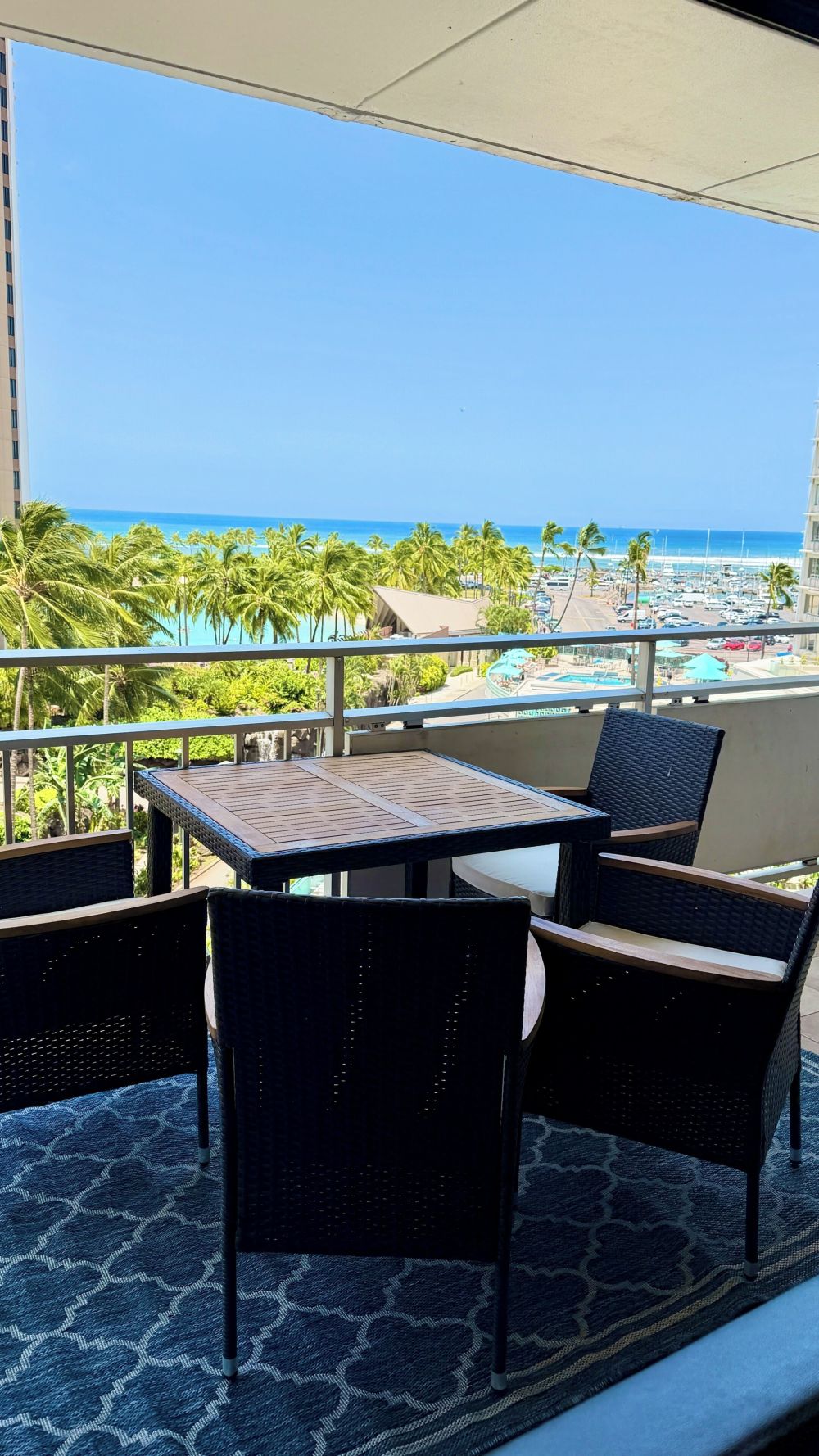 Ilikai Hotel #522
