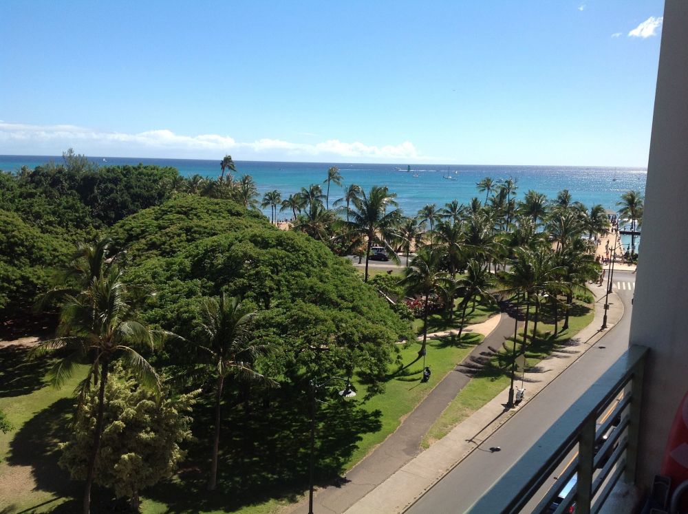 Waikiki Grand 714