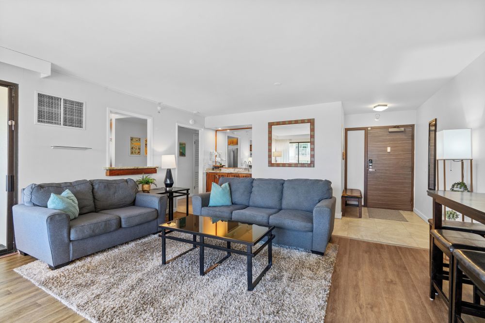 Waikiki Beach Tower 1404