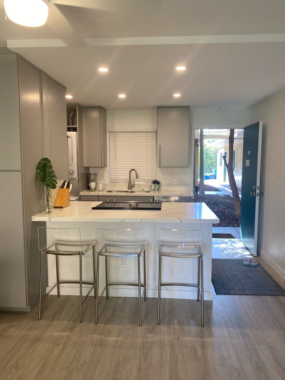 Pacific Shores Ground Floor Unit