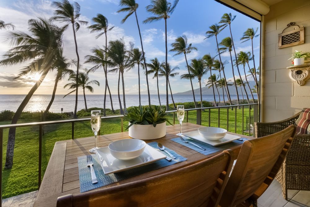 Hale Kai O Kihei Condo with Ocean Views