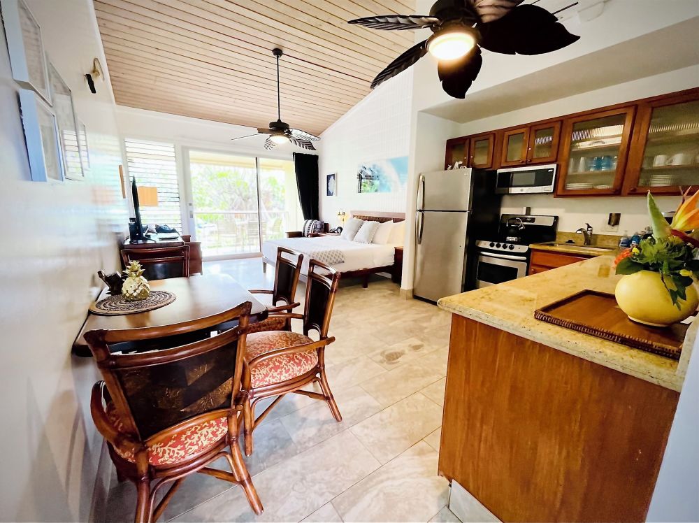Napili Shores 2nd Floor Studio